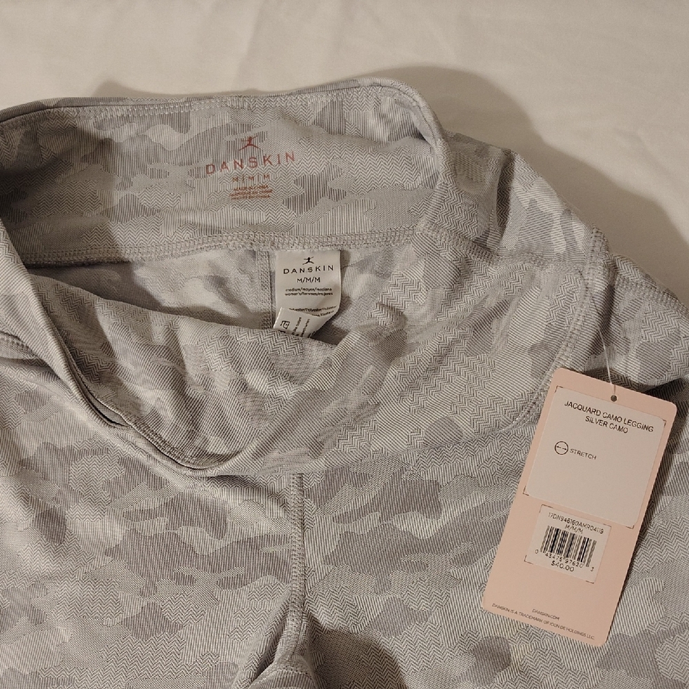 Danskin Gray Patterned Women's Top